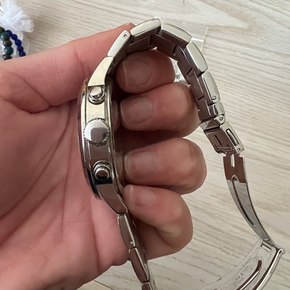 Guess Watch - Picture 5 of 6